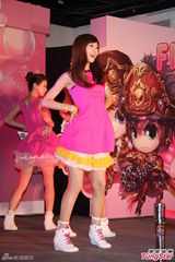 组图：台湾少女团体Popu Lady粉红现身代言游戏