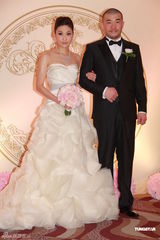 组图：蔡加怡陈汉骢大婚 蔡志明送豪宅作嫁妆