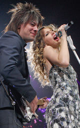 幻灯图集：泰勒-斯威夫特佛罗里达开唱