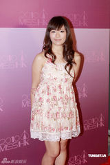 幻灯图：香港小姐首次面试 50位佳丽演曼妙诱惑