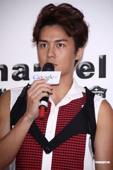 组图：吴克群承认与阿娇合作 盼媒体勿二度伤害她