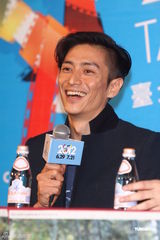 组图：伊势谷友介执导《陆之鱼》亮相台北电影节