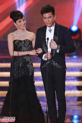 组图：TVB台庆现场 入围演员集体亮相