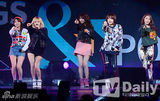 组图：2NE1与BEAST等韩团拼盘开唱秀劲舞