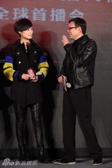 组图：李宇春《血滴子》 曝光MV