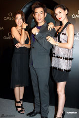 组图：任贤齐等参加代言 谢婷婷曝被哥哥抢眼镜 