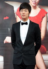 高清图：赵权等出席MBC喜剧《都是我的爱》发表会