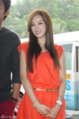 组图：韩国明星李珠妍李泰成台湾录节目