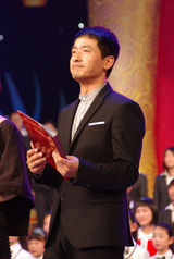 郭晓冬发表孝子感言[1\/10]幻灯图:郭晓冬获十大