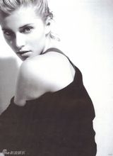 组图：德国队中场萨米-赫迪拉女友莉娜-格尔克