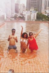 组图：好声音台妹性感私照流出 紧身装丰满酥胸