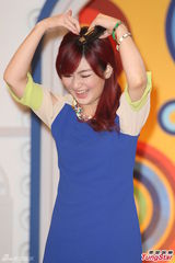 组图：纳豆不爱短发女 澄清无意追郭雪芙