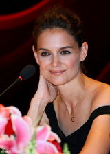 组图：阿汤嫂小黑裙亮相京城 期待与张艺谋合作