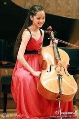 组图：台湾清纯大提琴公主走红 三姐妹秒杀宅男