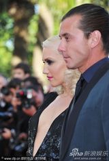 组图：范冰冰艳撑《生命之树》首映 邓文迪夫妇亮相