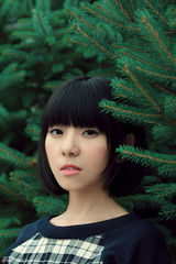 组图：周子琰最新写真曝光 小清新风来袭