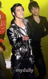 幻灯图：19届首尔歌曲大奖颁奖礼 少女时代成大赢家