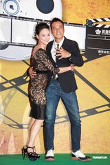 组图：任达华惠英红温碧霞加盟英皇电影艺人部