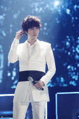 高清组图：SJ巡演首尔启航 舞台绚丽现场火爆