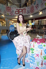 组图：Alice B.连诗雅出席活动 连诗雅避谈方大同