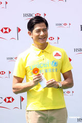 高清组图：郭富城出席“慈善高尔夫球日”启动仪式