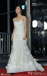 组图：《绅士的品格》获9奖 JYJ朴有天人气爆棚