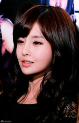 高清组图：韩团T-ara香港首办演唱会