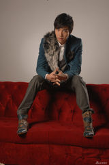 幻灯：俞灏明韩国宣传照曝光 潮男展露成熟魅力