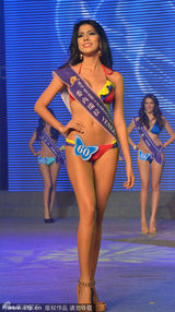 组图：世模小姐比基尼总决赛 长腿纤腰黄金比例