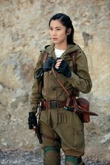 组图：王珂《英雄使命》打造帅气女特工