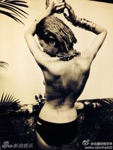 组图：汪峰旧爱葛荟婕送祝福 性感个性写真曝光