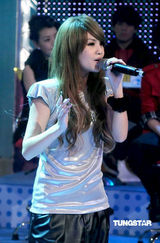 幻灯图：黑人带范范美国过春节 瑶瑶热舞high翻场