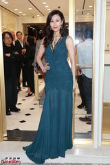 组图：李嘉欣性感亮相优雅妩媚