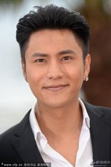 组图：《过界》亮相 陈坤卖萌刘嘉玲笑靥如花