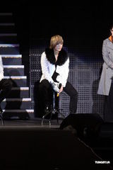 高清图：韩国五大组合天团开唱 SJ压轴掀高潮 