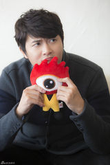 高清组图：韩星在熙对话新浪娱乐