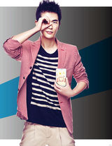 组图：张晓龙登杂志封面 “温太医”变身时尚型男