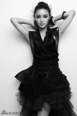 组图：甘婷婷时尚大片 贵气十足显成熟女人味