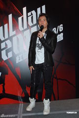 高清图：郑伊健办个唱庆功宴 称演唱会或倒贴