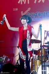 组图：“新城I DO音乐会”开唱 阿Sa(蔡卓妍)侧田陈伟霆献唱