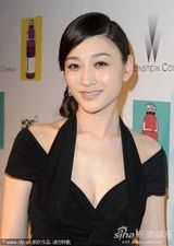 高清图：陈可辛夫妻档亮相 汤唯李小冉“黑白配”