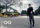 组图：黄耀明登《智族GQ》封面文艺范十足