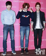 组图：南宫民李相烨MBLAQ等出席品牌活动