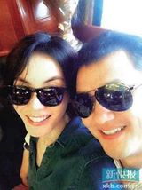 组图：王菲李亚鹏离婚 盘点过往恩爱瞬间