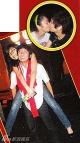 组图：星二代生活豪放 张智霖外甥女当街热吻