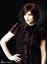 幻灯：《暮光2》曝新海报 意大利吸血鬼家族现身