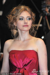 幻灯图集：《聊天室》首映礼 伊莫珍-波茨红裙惹眼