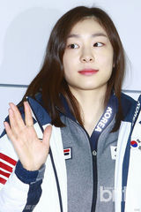 组图：韩国花滑公主金妍儿赴索契出席冬奥会