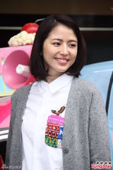 组图：蓝正龙新剧开播 为收视要求长泽雅美脱衣