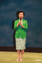 组图：汪明荃罗家英培训新人接班粤剧表演